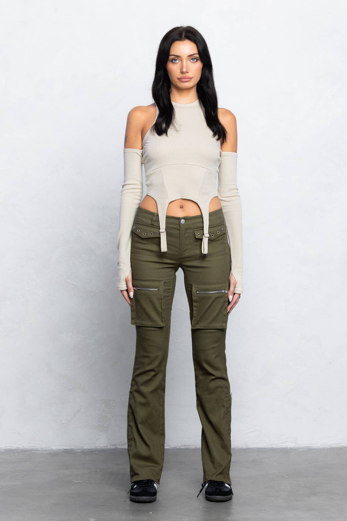 Ribbed buckle detail cami top w/ attached sleeves